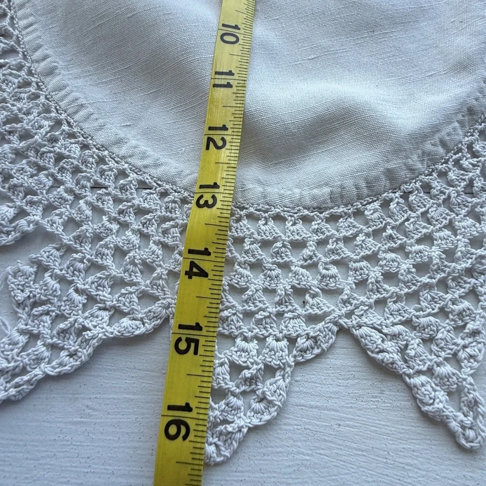 Vintage White Linen Crochet Doilies Set of 3 Round Lace Table Linens 12-16in